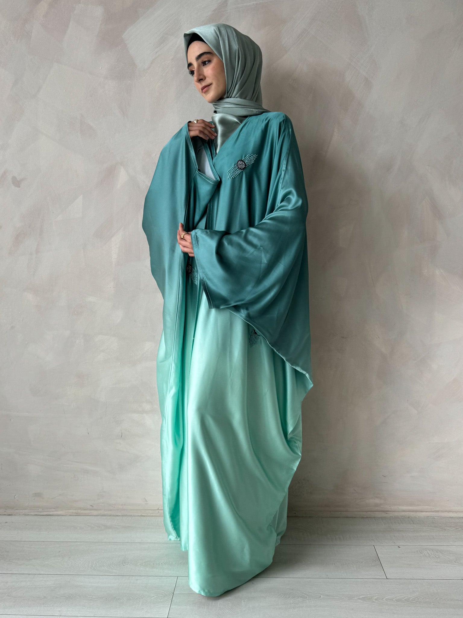 Green Gradient Satin Ombre Open Farasha