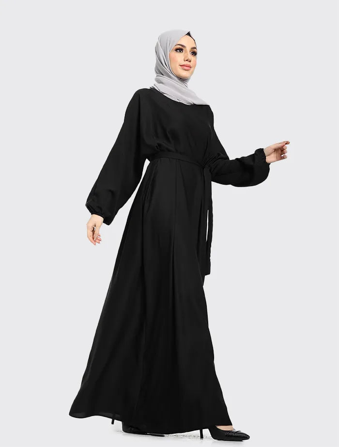 Black Essential Abaya (PRE-ORDER ITEM, DESPATCH MID FEBRUARY 2025)