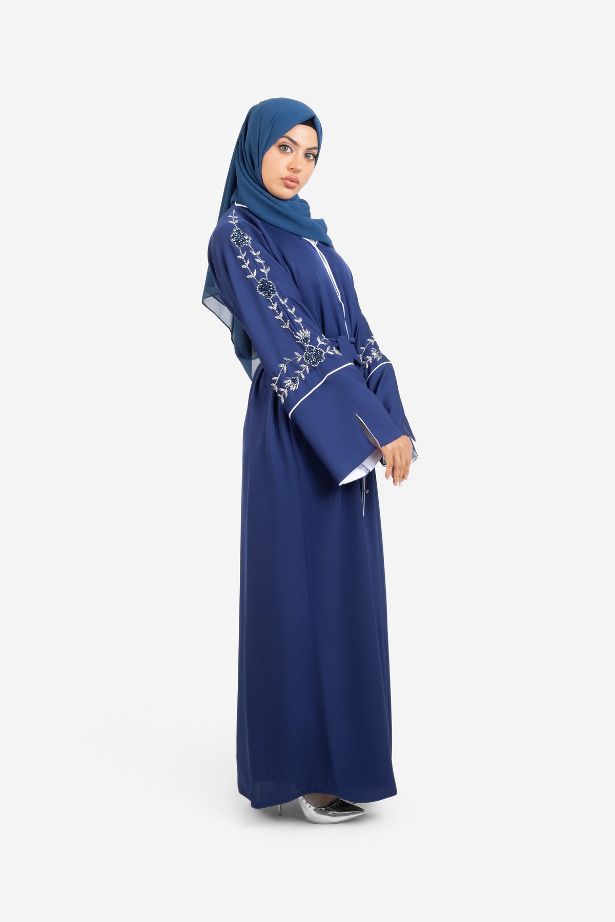 Navy embellished open abaya with split cuffs side view